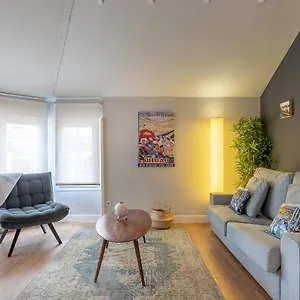 Areeta Cozy With Parking By Aston Apartamento