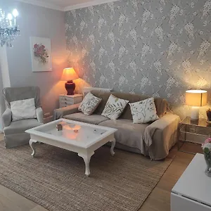 Fantástico Piso De 3 Cerca Del Metro Apartamento